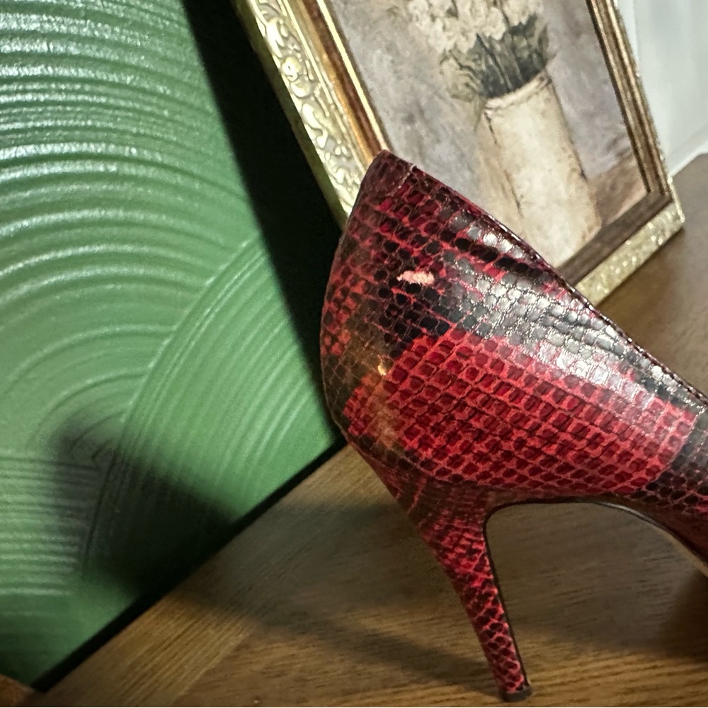 BCBGeneration Red Patterned Heels - Picture 2 of 6
